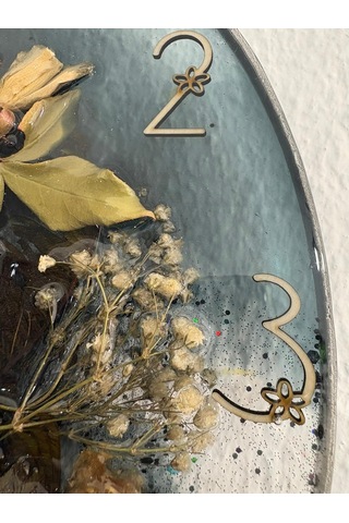 Pelince - Kuru Gül Ve Doğal Çiçekli - Siyah - Epoksi Duvar Saati Özel Tasarım - Tek Üretim - 30 Cm Siyah