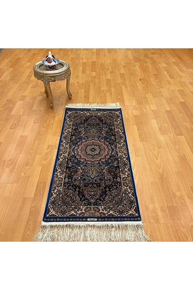 Mevlana Bazaar Otantik Klasik Madalyon Desenli 60 X 120 Cm İpek Halı Çok Renkli