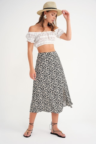 4696 Kadın Yırtmaç Detaylı Çiçek Desenli Midi Dokuma Etek Siyah Siyah