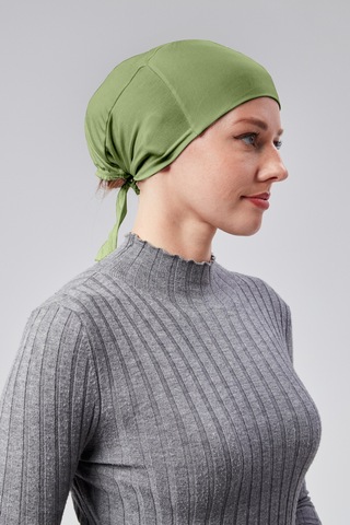 Kadın Tesettür Likralı Penye Dikişsiz Kaymaz Düz Bağlamalı Bone Mint Yeşili