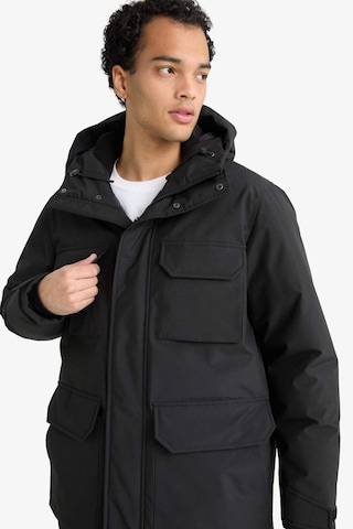 Defacto Su İtici Regular Fit Kapüşonlu Çift Cepli Fermuarlı Çıtçıtlı Mont F5701ax25wnbk27 Siyah-bk27