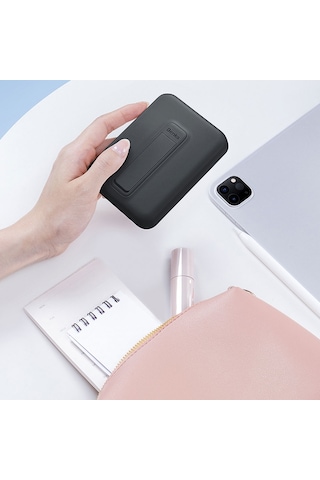 Magsafe Powerbank Benks Mp09 Magnetik Standlı İnce Tasarımlı Powerbank 6000mah 5w Siyah