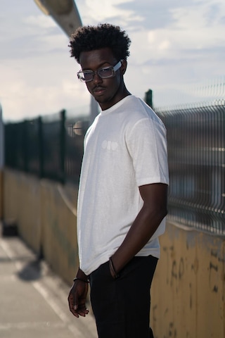 Bisiklet Yaka Havlu Kumaş Yarı Oversize Hafif Geniş Model T-Shirt Beyaz