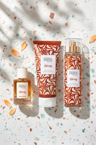 Liberty Parfüm 50 Ml + Liberty Vücut Spreyi 200 Ml + Liberty Vücut Losyonu 200 Ml Set Çiçeksi