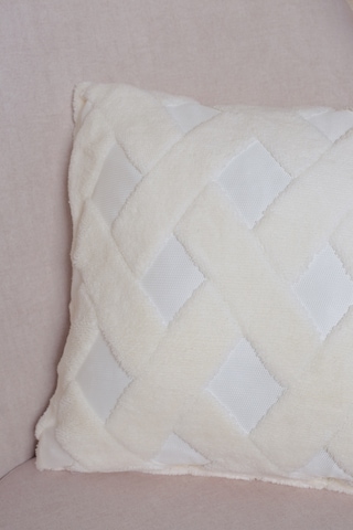 Cross Welsoft Jakarlı Dekoratif Kırlent Kılıfı 43x43 - Ztcross KARIŞIK