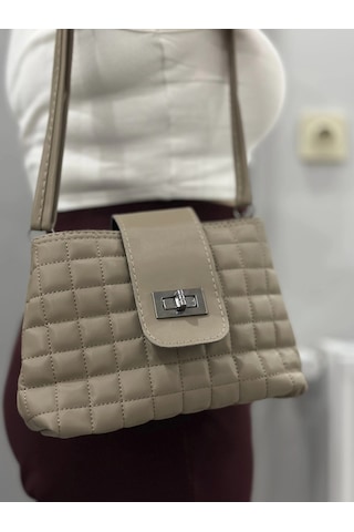 Biçomi Kapaklı Kapitone Vizon Cilt Çanta Vizon