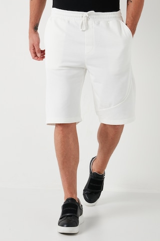 Buratti Belden Bağlamalı Pamuklu Cepli Regular Fit Erkek Short 5908041 Ekru