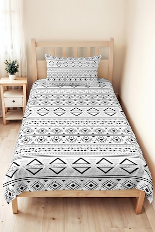 Siyah Geometrik Genç Odası Tek Kişilik Pike Takımı - Modern Etnik 160x220 Cm Kapitone Yatak Örtüsü Mumlu Adaçayı Uyumu