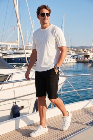 Buratti Pamuklu Regular Fit Normal Bel Belden Bağlamalı Erkek Short 5908021 Siyah