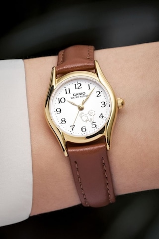 Casio LTP-1094Q-7B7RDF Kadın Kol Saati