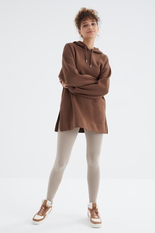 Kahverengi Reglan Kol Basic Kapüşonlu Oversize Sweatshirt Tunik - 97242 Kahverengi