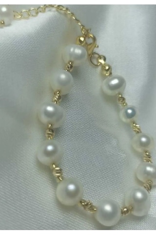 24k Altın Kaplama Gerçek İnci Dorika Detaylı Bileklik Beyaz Tek E