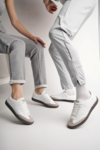 Muggo Jabbar Unisex Ortopedik Günlük Garantili Bağcıklı Yürüyüş Koşu Sneaker Spor Ayakkabı Beyaz