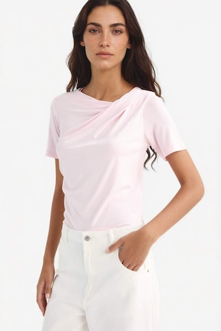 Defacto Slim Fit Dar Kesim Kayık Yaka Kısa Kollu Tişört F8008ax25aupn648 Pembe