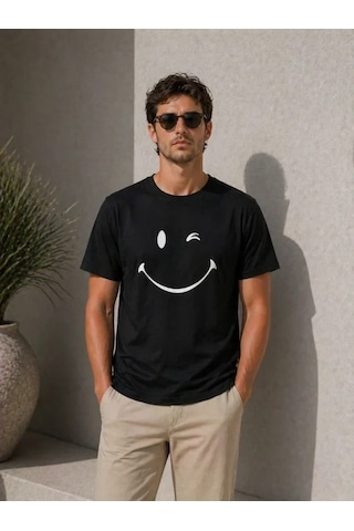 Defymoda Erkek Minimal Gülümseyen Yüz Baskılı Tişört Kısa Kol Yazlık T-shirt - Siyah