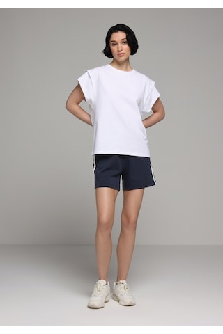 Colin's Colins Regular Fit Orta Bel Düz Kadın Lacivert Şort Cl1079056 Q1.v1 Nav