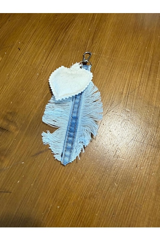 El İşçiliği Kalp Yaprak Detaylı Denim Çanta Charm Mavi - Bej