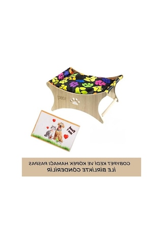 Ahşap Kedi Hamağı, Minderli Ve Sallanabilir Tasarımıyla Konforlu Bir Dinlenme Alanı Yaratır. Açık Gri