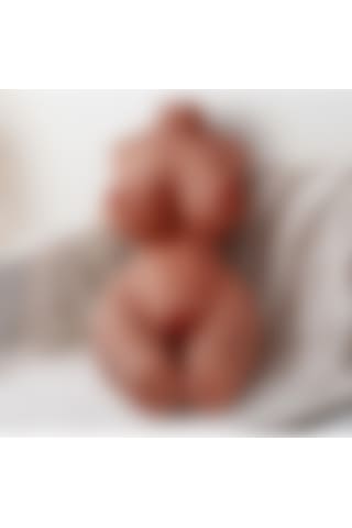 Erotixshop Ultra Realistik Gerçekçi Boy Melez Tenli Titreşimli Tam Eklemli 16 KG Manken