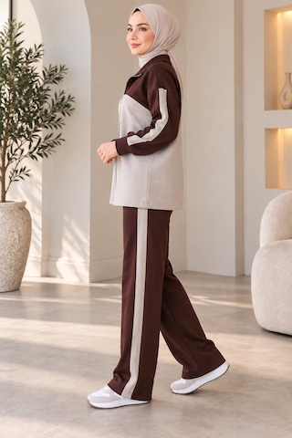 Stilkusagi Kahverengi Bloklu Fermuarlı Hırka Pantolonlu Triko Takım Oversize Tesettür