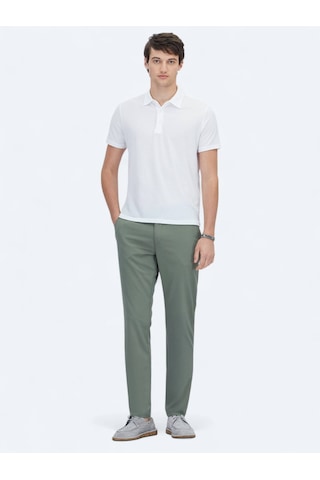 Kip Beyaz Desenli Polo Yaka T-shirt