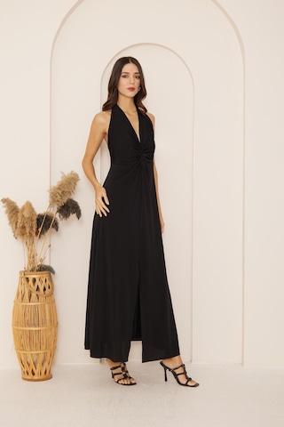 Darlin Moda Siyah Yırtmaçlı Önü Düğüm Detaylı Maxi Boy Elbise Dm1033