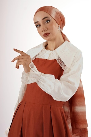 Kiremit Rengi Jile Kırmızı