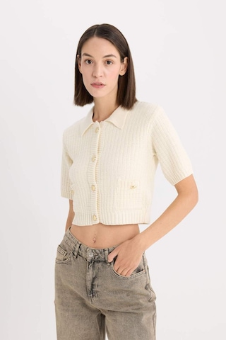 DeFacto Cropped Fit Gömlek Yaka Düğmeli Triko Kısa Kollu Hırka E1977AX24WNER105