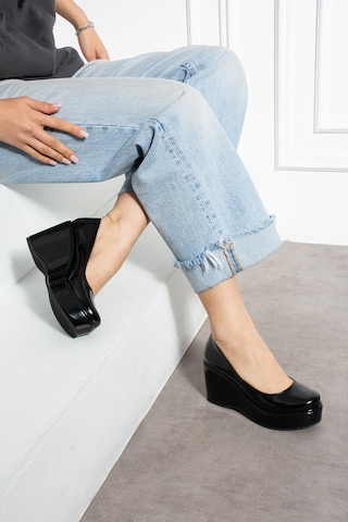 Zenneshoes Helena Dolgu Topuklu Kadın Ayakkabı Siyah Rugan