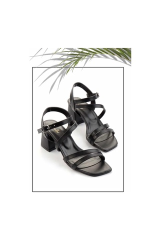 Siyah Kadın Klasik Topuklu Ayakkabı K05233008209 Siyah