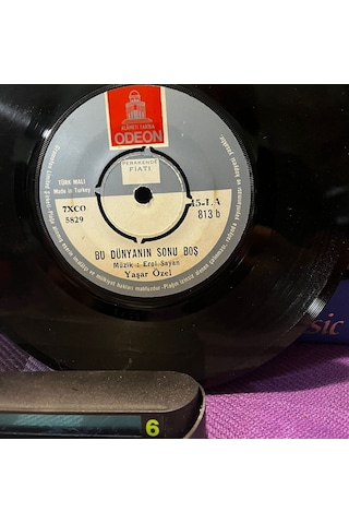 Yaşar Özel - Öyle Yalnız Ki Gönlüm Yoksun / Bu Dünyanın Sonu Boş - Odeon 45'lik Plak 45-la 813