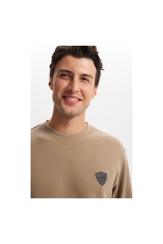 AR-MA Arma Erkek Regular Fit Karbon Fırçalı Selanik Kumaş Bisiklet Yaka Süs Etiketli Sweatshirt Kazak K30124698802 Füme - Gri
