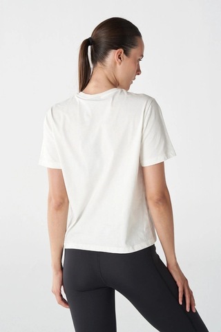 Hummel T-ıc Icona Boxy Unity Kadın Beyaz Yuvarlak Yaka Tişört 911867-9003