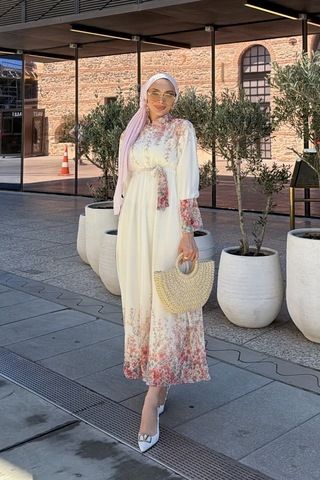 Riella Butik Çiçek Desenli Tesettür Elbise Beyaz