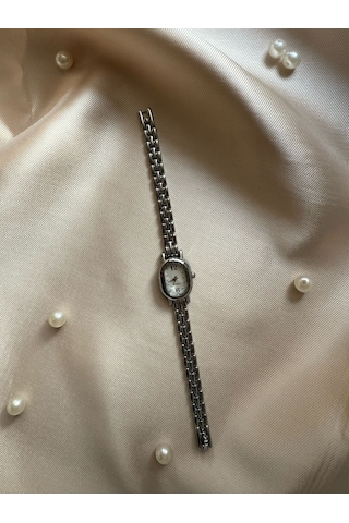 Retro Minimal Boncuk Kordon Vintage Kadın Kol Saati Gümüş
