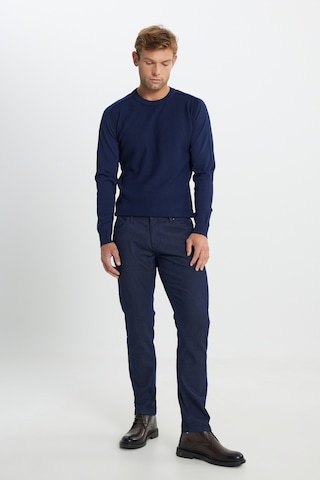 AC&Co / Altınyıldız Classics Erkek Pamuklu Slim Fit Dar Kesim 5 Cep Armürlü Jean Kot Denim Pantolon İndigo