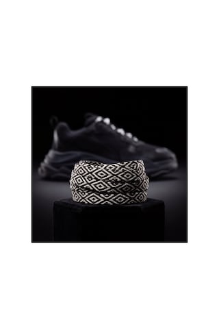 Last İcon Siyah Beyaz Zikzak Desenli Yassı Ayakkabı Bağcığı Spor Sneaker Uyumlu Siyah & Beyaz Last İcon Siyah Beyaz Zikzak Desenli Yassı Ayakkabı Bağcığı Spor Sneaker Uyumlu Siyah & Beyaz