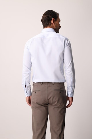 Igs Açık Mavi Regular Fit Geniş Kalıp Klasik Yaka Düz Uzun Kollu Cepsiz %100 Pamuk Non Iron Ütü İstemeyen Gömlek -23971