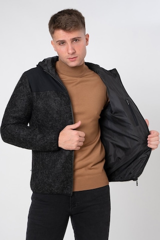 White Stone Eisenstadt Slim Fit Kapüşonlu Mont Siyah