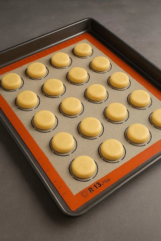 Silikon Fırın Matı 30x40 Cm Yapışmaz Hamur Pasta Pişirme Altlığı Çok Renkli