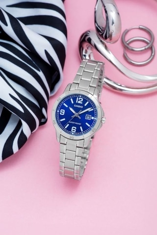 Casio LTP-V004D-2BUDF Kadın Kol Saati