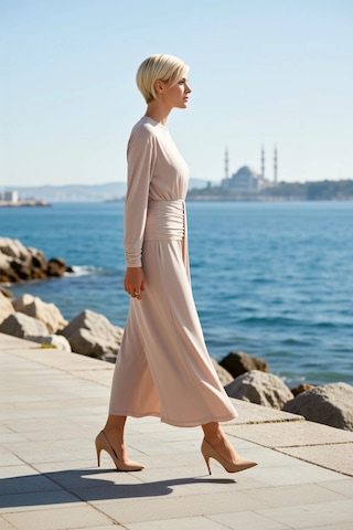 Benerly Kadın Maxi Elbise Bodycon Kayık Yaka Uzun Kol Örme Sandy Kumaş Dü Bej