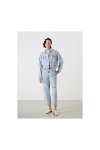 LC Waikiki Lcw Vision İndigo Gömlek Yaka Oversize Crop Kadın Jean Ceket Lıght Indıgo Rod