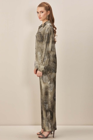 Gömlek Yaka Çok Renkli Saten Gömlek Çok Renkli