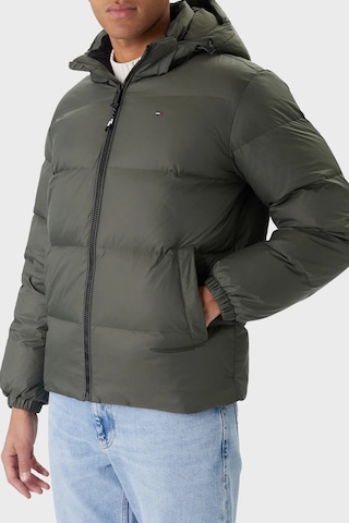 Tommy Jeans Erkek Mont Dm0dm19786 Mrh Koyu Yeşil Koyu Yeşil