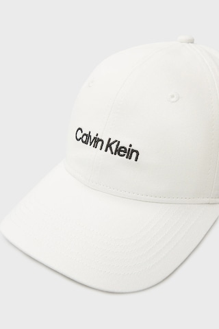 Calvin Klein Bayan Şapka Lv04f5003g Yaf Beyaz Beyaz