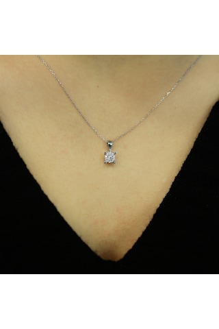 Lova 0,50 Karat Tektaş Görünümlü Pırlanta Kolye - 2020001