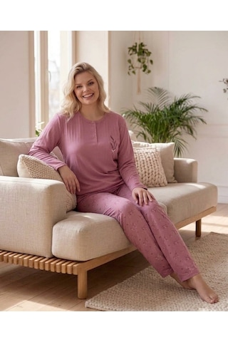 Eyfuze Kadın Kışlık Büyük Beden Curve Nakışlı Desenli Yakası Düğmeli Uzun Kollu Pijama Takımı Pembe
