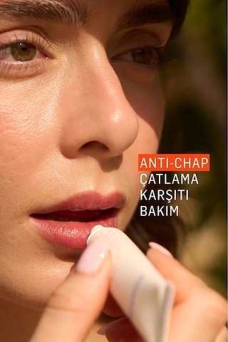 Athenias Lip Balm Anti Chap 15 gr Spf15 Organik Çilek Aromalı Dudak Bakımı Çatlak Karşıtı