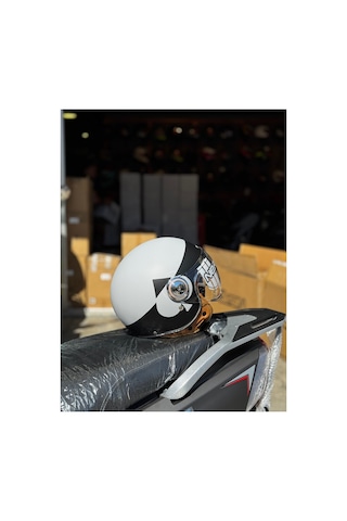 Nero Retro Motosiklet Kask - Ece Sertifikalı Beyaz